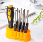 8 in 1 Multi Size Screwdriver for Multi Tasking